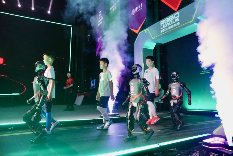 轻选手更多 轻选手更多