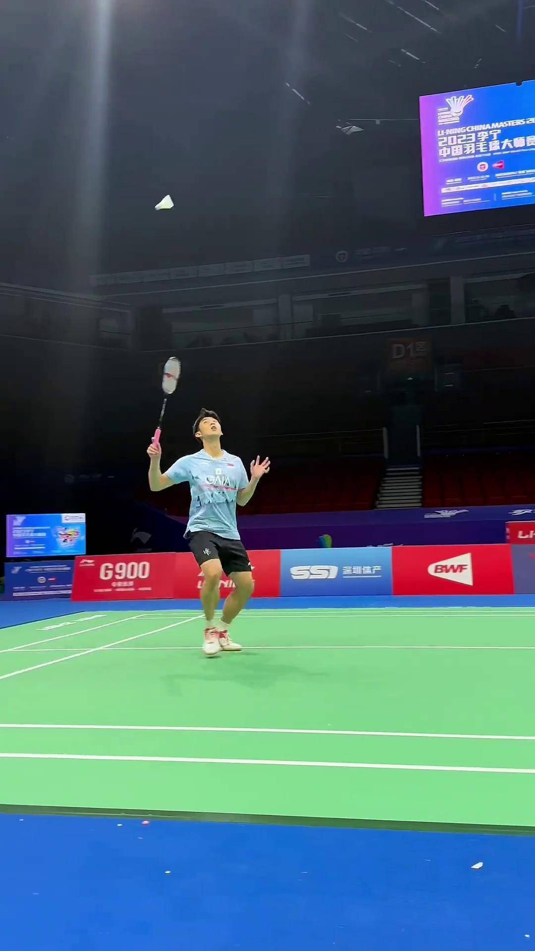 还配有现代 还配有现代